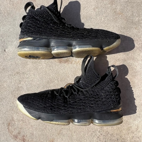 Lebron 15 size 14 - Picture 1 of 9